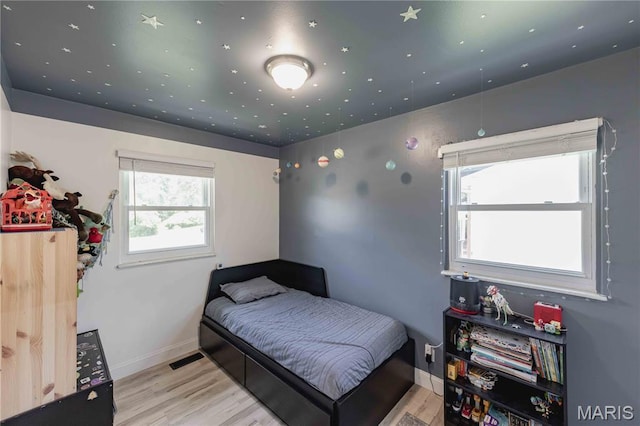 3712 Gail Dr, Imperial, MO 63052 - bedroom featuring wood finished floors