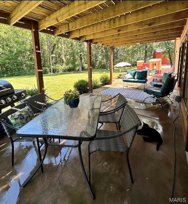 5156 Mccallister Rd, Gerald, MO 63037 - view of patio with outdoor dining area and an outdoor hangout area
