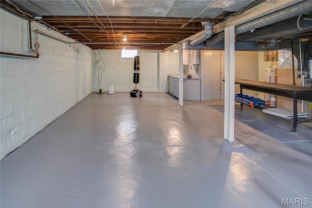 1106 Danforth St, Alton, IL 62002 - below grade area featuring water heater