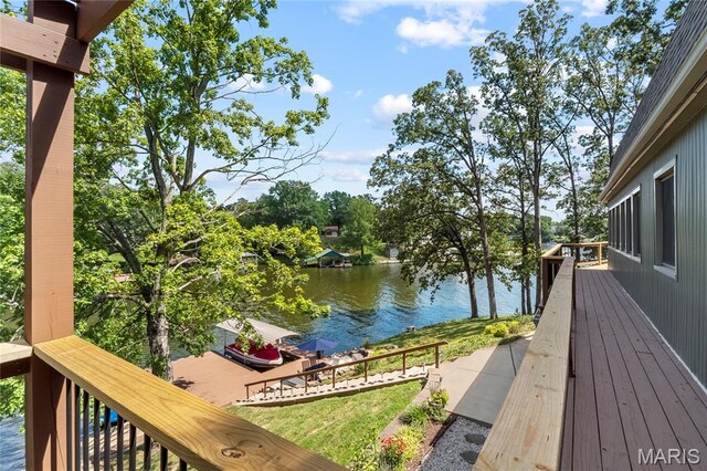 1823 Port Ln, Worden, IL 62097