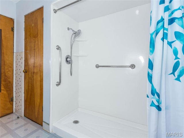118 Alice Dr, Ofallon, IL 62269 - full bath featuring a shower with shower curtain and tile patterned floors