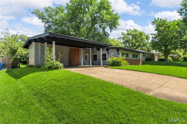 2365 Brook Dr, Florissant, MO 63033