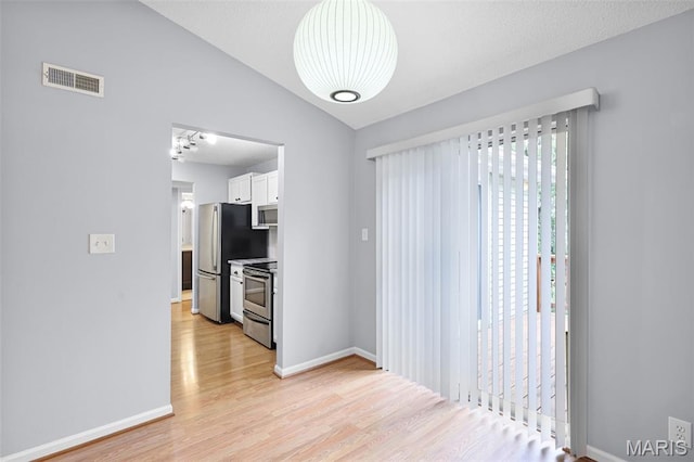 1517 Thrush Ter, Saint Louis, MO 63144 - photo 9