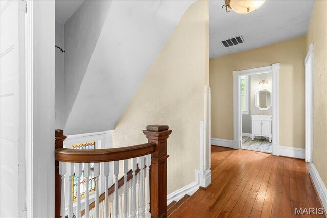 608 E Washington St, Belleville, IL 62220