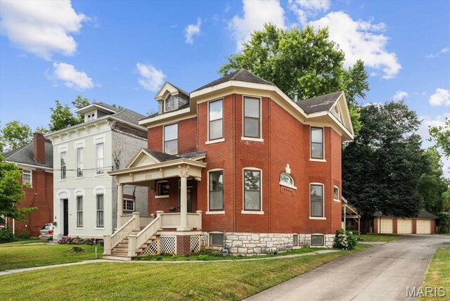 608 E Washington St, Belleville, IL 62220