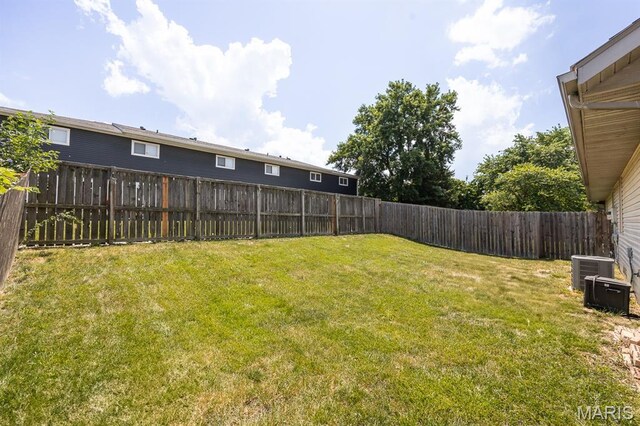 2210 Greenfield Dr, Belleville, IL 62221