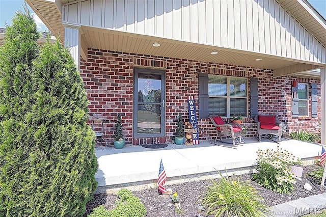 3576 Mill View Xing, Cape Girardeau, MO 63701 - view of covered porch