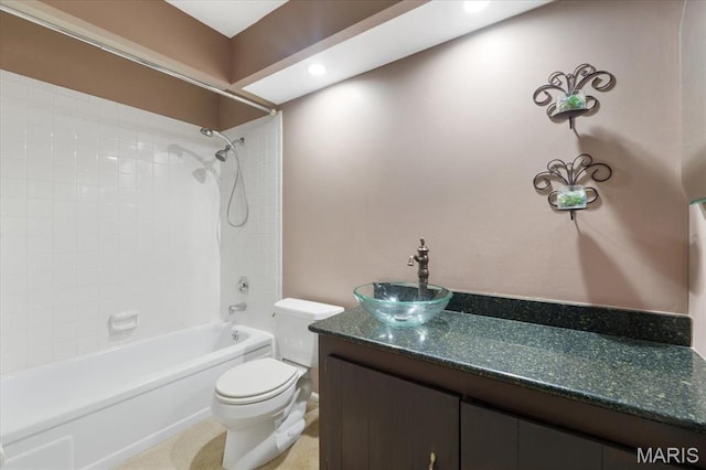 15693 Dresden Lake Ct, Chesterfield, MO 63017 - full bathroom with vanity and shower / washtub combination
