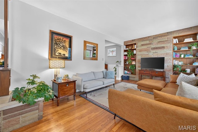 5329 Murdoch Ave, Saint Louis, MO 63109 - photo 4