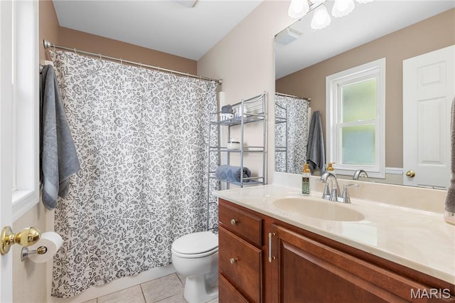 4632 Greenore Dr, High Ridge, MO 63049 - bathroom featuring tile patterned floors, vanity, and a shower with shower curtain
