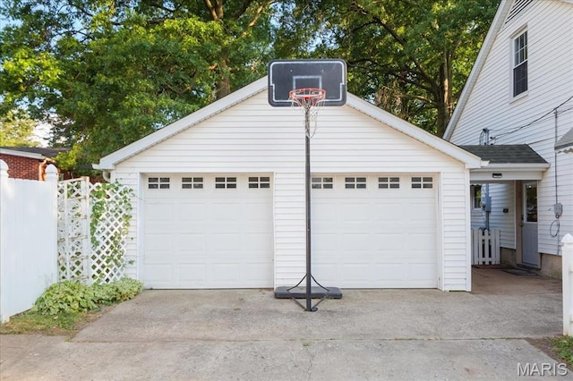 16 S 30th St, Belleville, IL 62226