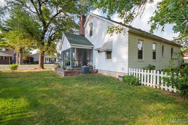 16 S 30th St, Belleville, IL 62226
