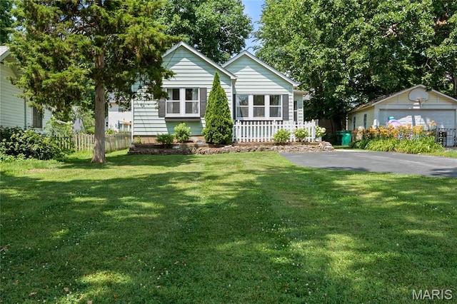 301 Baker Ave, Webster Groves, MO 63119