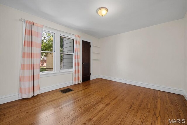 301 Baker Ave, Webster Groves, MO 63119