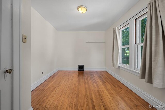 301 Baker Ave, Webster Groves, MO 63119