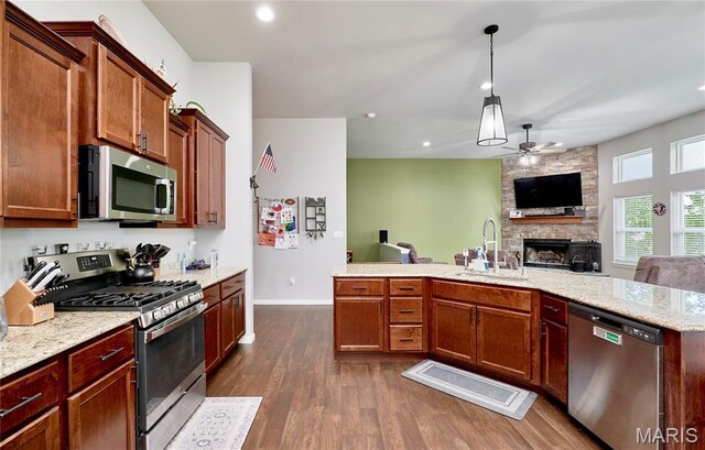 323 Laredo Ln, Moscow Mills, MO 63362