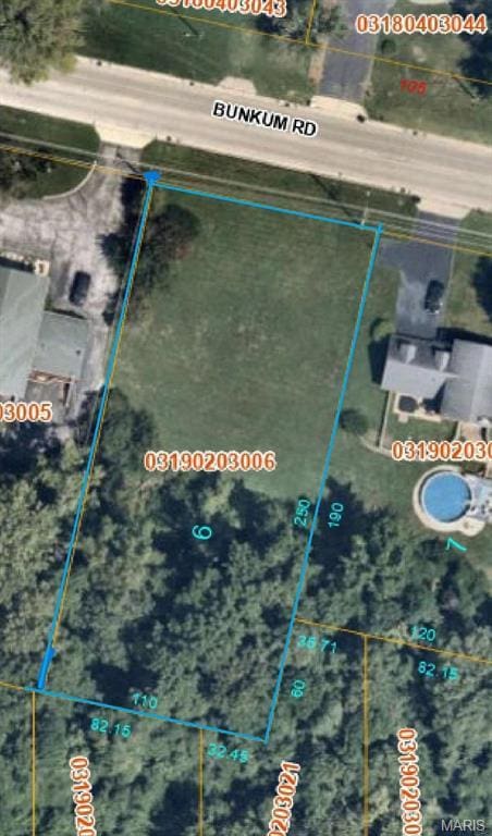 9150 Bunkum Rd, Fairview Heights, IL 62208