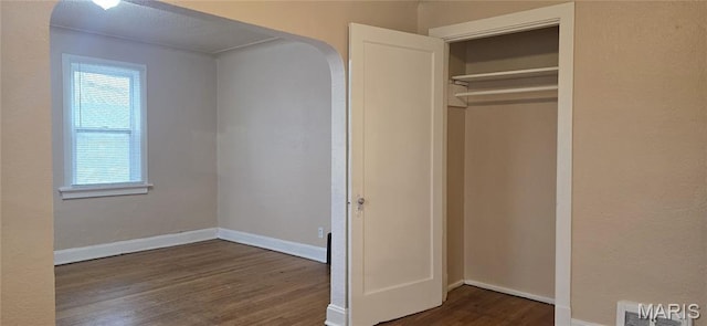 6128 Bircher St, Saint Louis, MO 63120 - view of closet