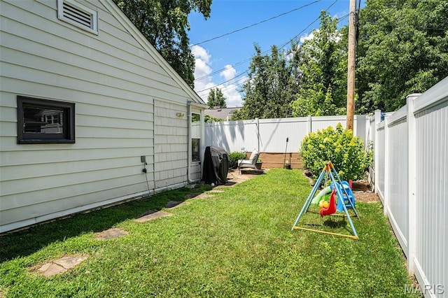 107 Huntleigh Dr, Kirkwood, MO 63122 - view of fenced backyard