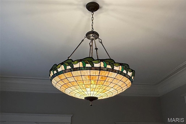 6336 Pershing Ave, University City, MO 63130 - detailed view of ornamental molding
