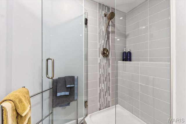 1909 King Arthur Ct, Saint Louis, MO 63146 - bathroom featuring a stall shower