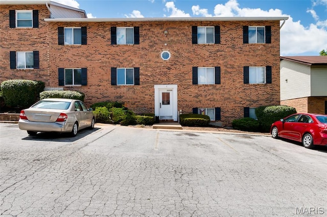 7 Village W Ct Unit 201, Washington, MO 63090