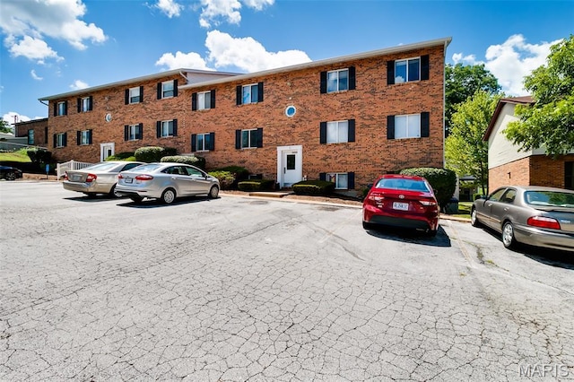 7 Village W Ct Unit 201, Washington, MO 63090