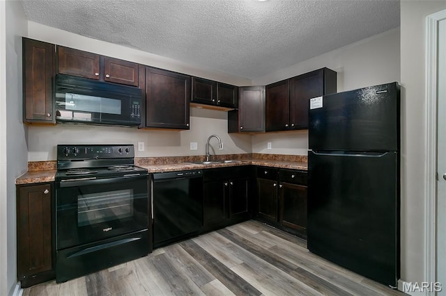 7 Village W Ct Unit 201, Washington, MO 63090