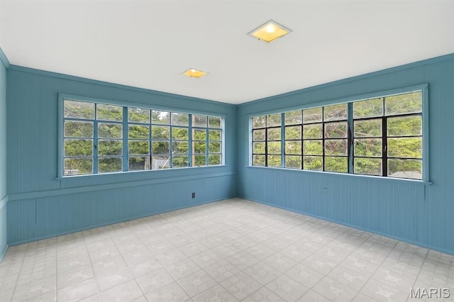 7637 Lynn Ave, University City, MO 63130 - view of unfurnished sunroom