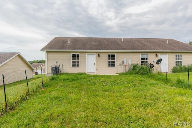 100 Edna St Unit B, Waynesville, MO 65583 - rear view of house