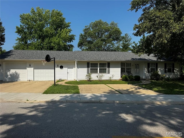 1215 Butternut Dr, Greenville, IL 62246 - photo 1