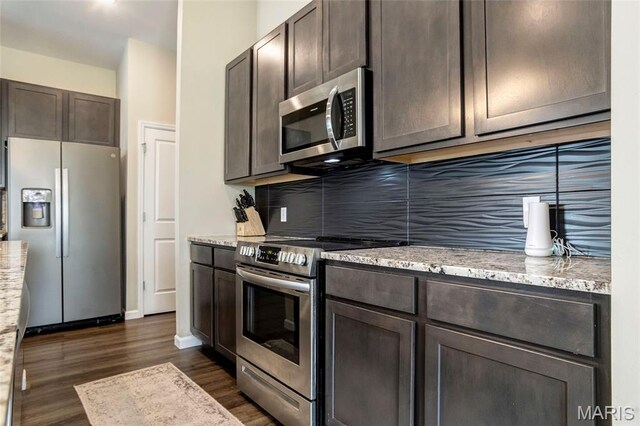 176 Redmond Pines Dr, Wentzville, MO 63385