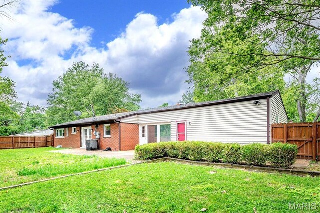 810 Louwen Dr, Ladue, MO 63124 - photo 32