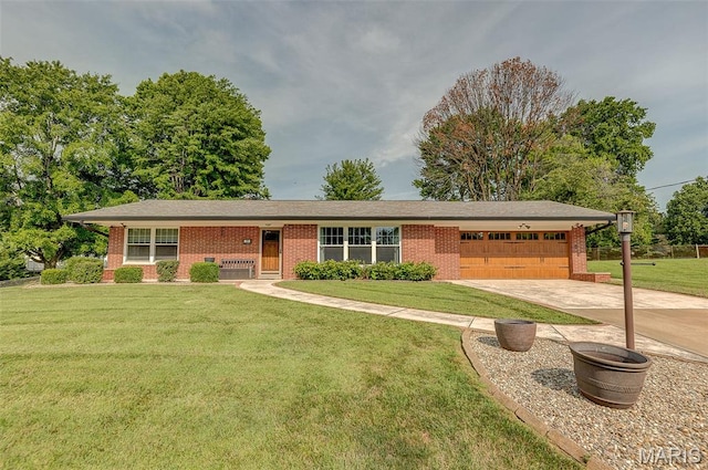 39 Circle Dr, Fairview Heights, IL 62208 - photo 1