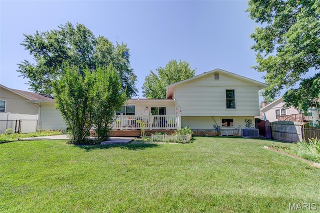 6 Barkwood Ct, Saint Peters, MO 63376 - rear view of property featuring a deck
