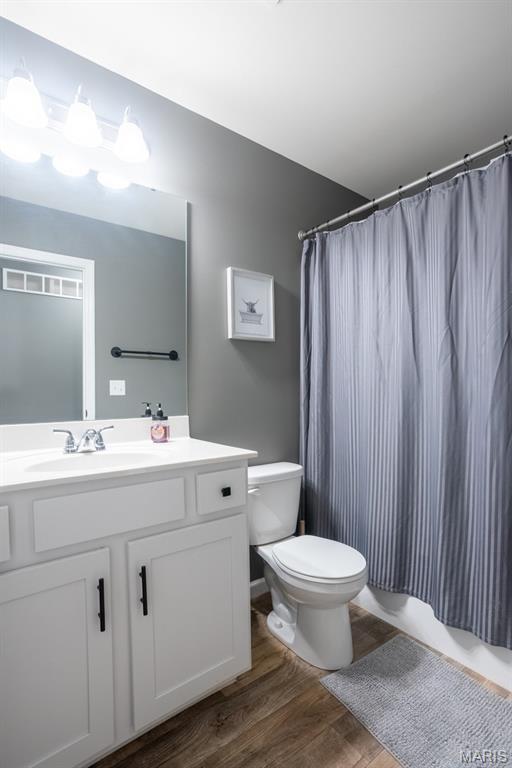 245 Auburn Ridge Dr, Troy, MO 63379