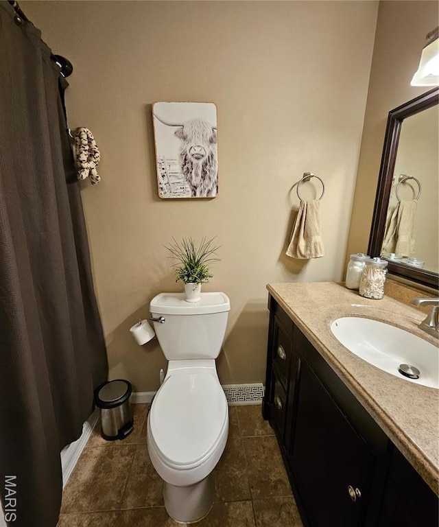 22 Settlers Trl, Hannibal, MO 63401 - bathroom with vanity, tile patterned flooring, and a shower with curtain
