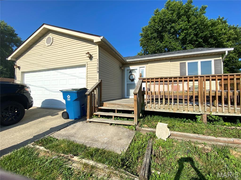 1129 Albers, Bethalto, IL 62010 - ranch-style home featuring a wooden deck