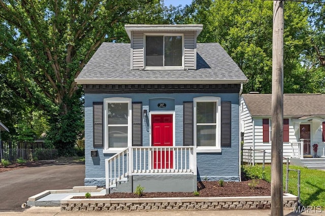 207 N 13th St, Belleville, IL 62220 - view of front of house with a shingled roof