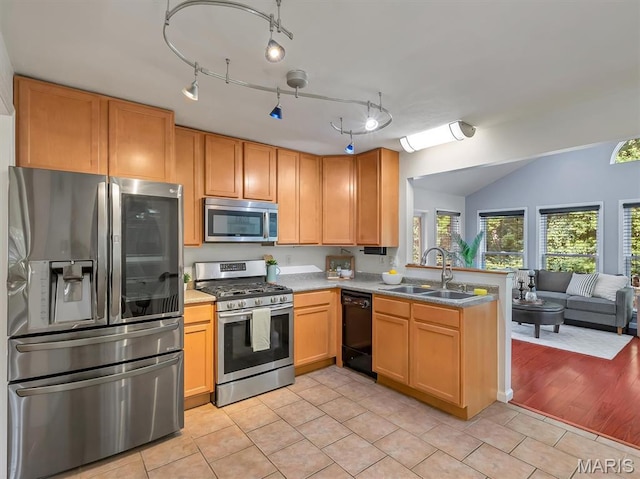 514 E Dallas Ct, Saint Louis, MO 63125 - photo 11