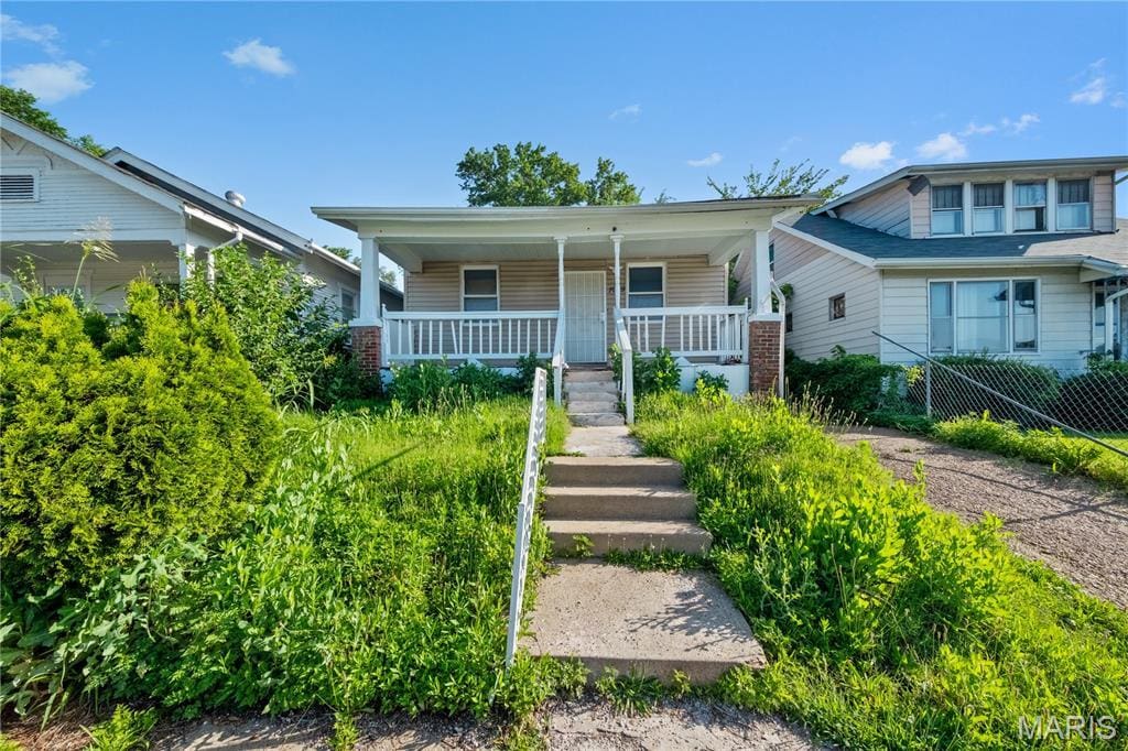 1029 Wall St, Saint Louis, MO 63147 - photo 2