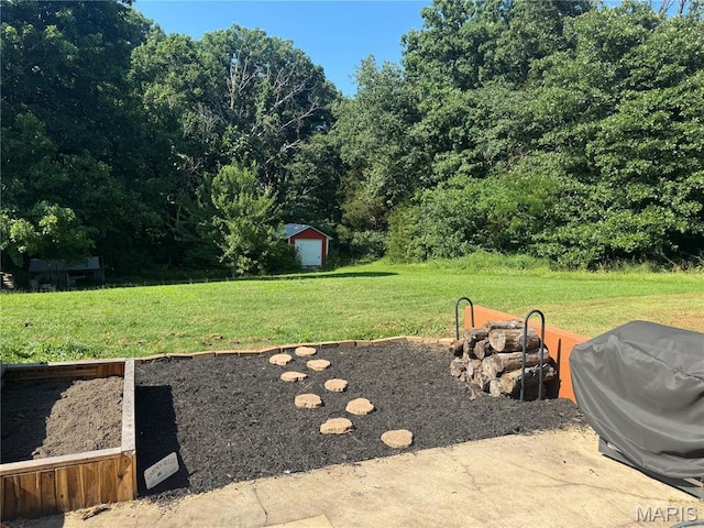 8705 State Road Y, Dittmer, MO 63023 - view of green lawn featuring an outdoor structure