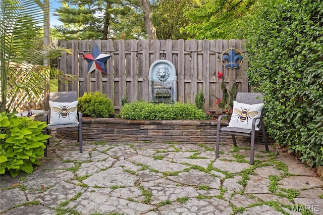 1225 Wissmann Dr, Ballwin, MO 63011 - view of patio / terrace