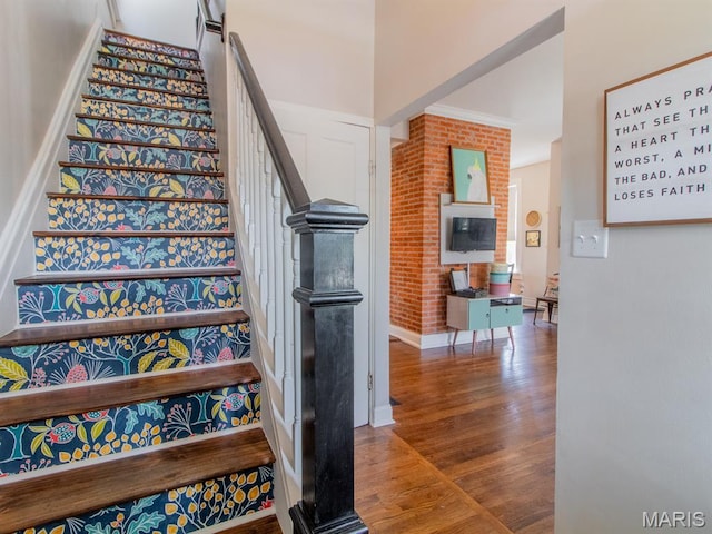 6454 Virginia Ave, Saint Louis, MO 63111 - stairway with wood finished floors