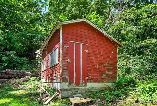 1404 State Route 156, Waterloo, IL 62298 - view of shed featuring a wooded view