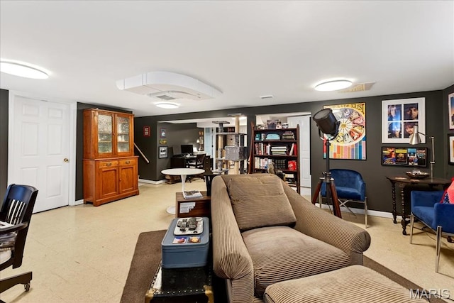 8548 Big Bend Blvd, Webster Groves, MO 63119 - living room featuring baseboards and light floors