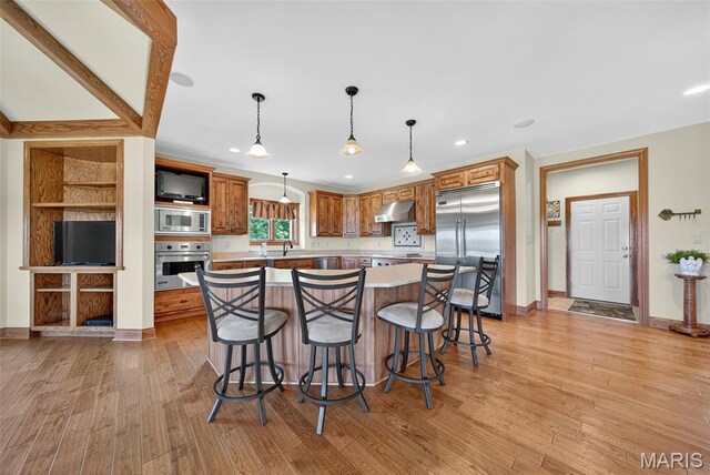 1058 Fox Run Rd, Elsberry, MO 63343