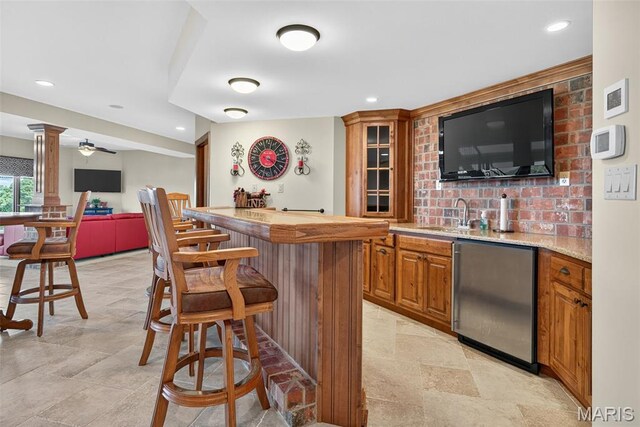 1058 Fox Run Rd, Elsberry, MO 63343