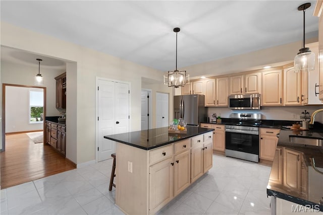 4503 Ridgemoor Place Ct, Saint Louis, MO 63128 - photo 19
