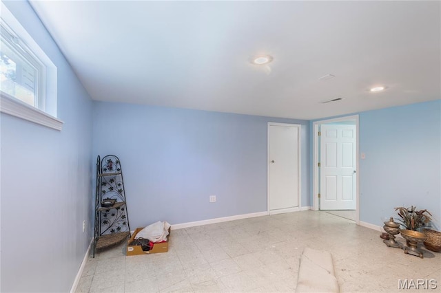 7373 Marwinette Ave, Saint Louis, MO 63116 - unfurnished room featuring tile patterned floors and recessed lighting